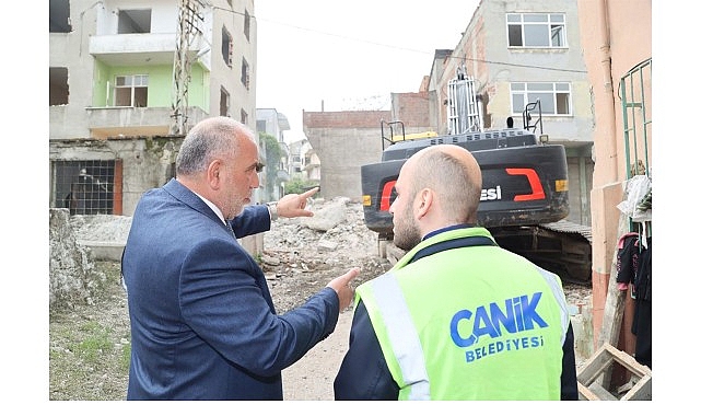 Başkan Sandıkçı’dan Eser ve Hizmet Vurgusu: Güvenli Yaşam Alanları, Yeni Yollar, Modern Parklar