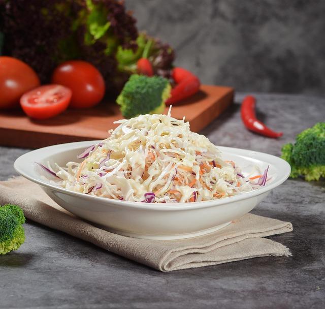 Yılbaşı Sofrası İçin Salata Tarifleri