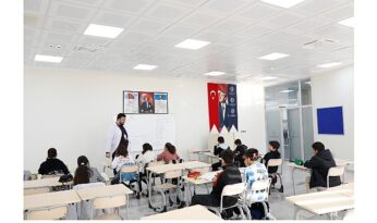 Başkan Çerçioğlu’nun Destekleriyle Her Yaştan Vatandaş İngilizce Öğreniyor