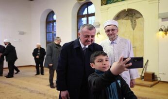 Başkan Büyükakın’dan barış ve huzur dileği