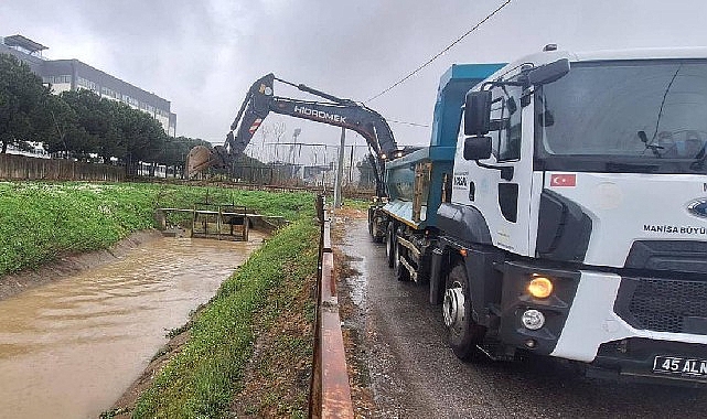 Büyükşehir ve MASKİ Ekipleri Yağışa Karşı Teyakkuzda