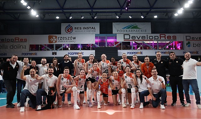 Eczacıbaşı Dynavit adını dörtlü finale yazdırdı!