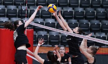 Eczacıbaşı Dynavit, yarı final ilk maçına çıkıyor