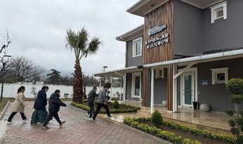 Gölcük Saygınlar kapılarını araladı