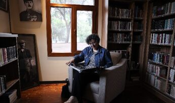 Buca’da Atatürk hayranı bir İspanyol