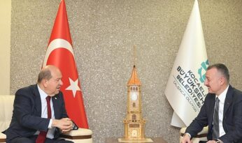 Ersin Tatar, Başkan Büyükakın’a konuk oldu