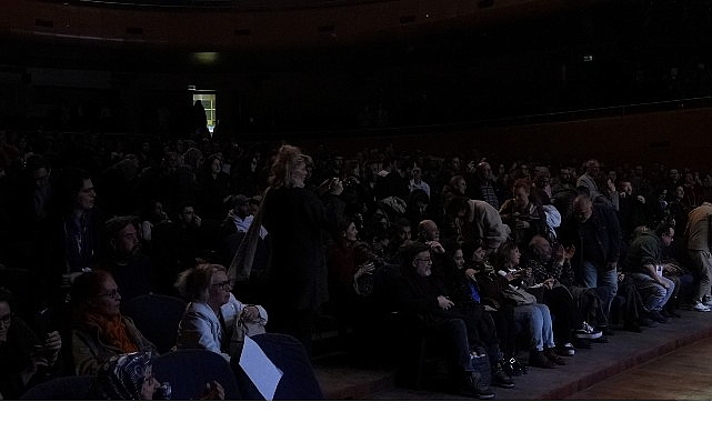 Şehir Tiyatroları, Bursa’da izleyiciyi büyüledi